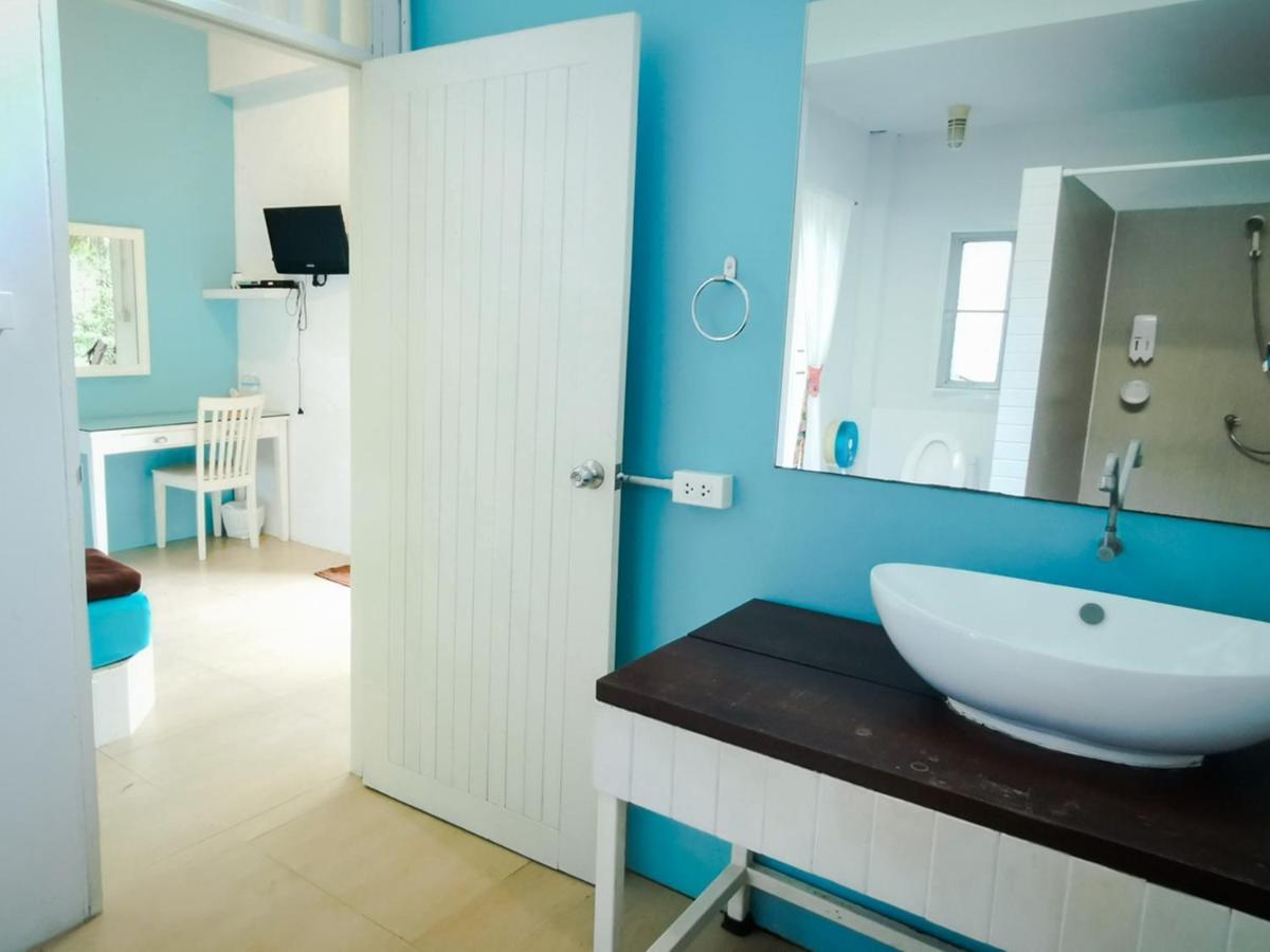 Glur Hostel Ao Nang Kültér fotó