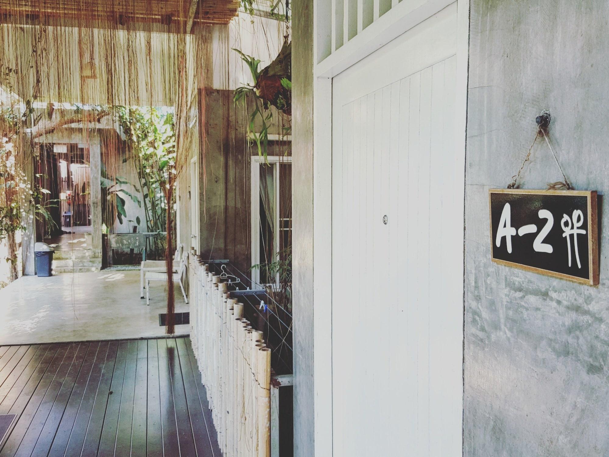 Glur Hostel Ao Nang Kültér fotó